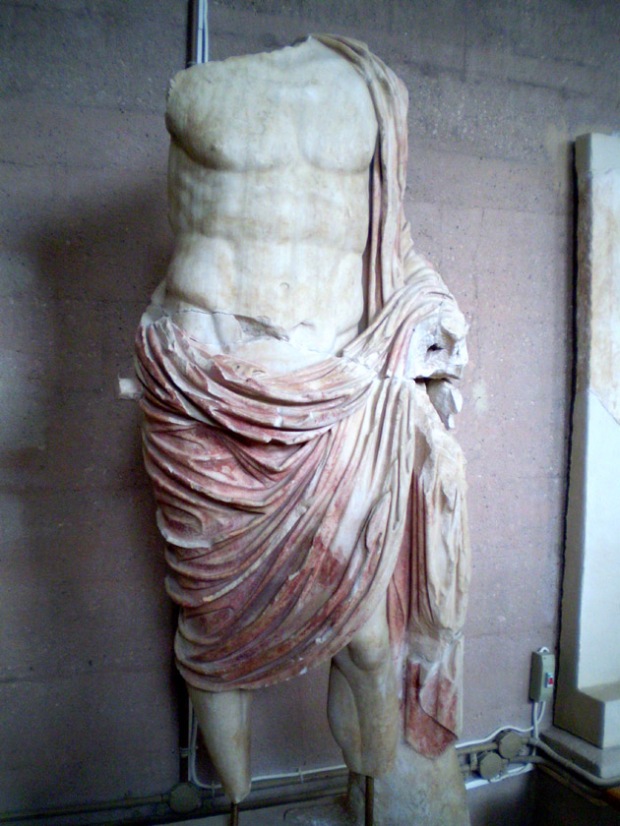 Painted ancient Roman general statue in Corinth