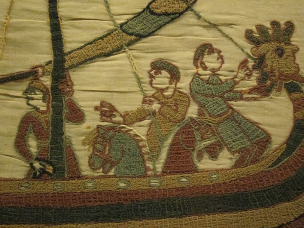 Bayeux tapestry horses close up