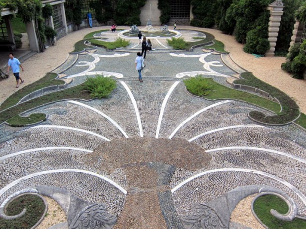 The Pebble Garden, Dumbarton Oaks gardens The Pebble Garden, Dumbarton Oaks gardens