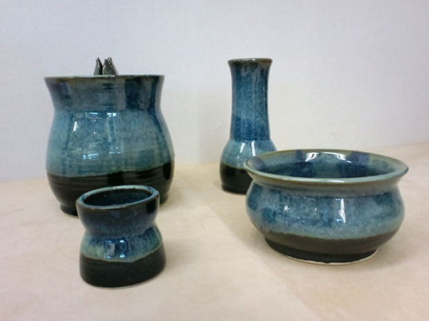 Set of indigo blue Japanese pottery pieces 
