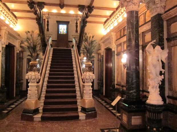 front entry Driehaus Museum