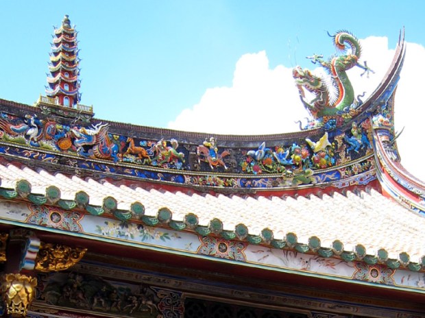 dragon roof, Baoan Temple