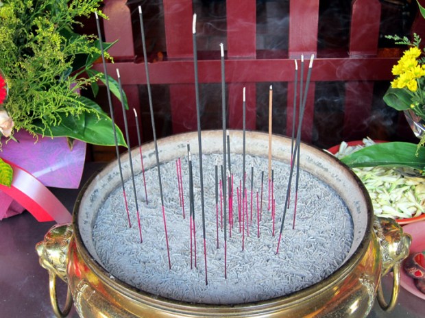 incense bowl, Baoan Temple