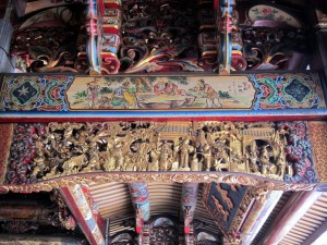Carved ceiling decorations, Baoan TempleBaoan Temple