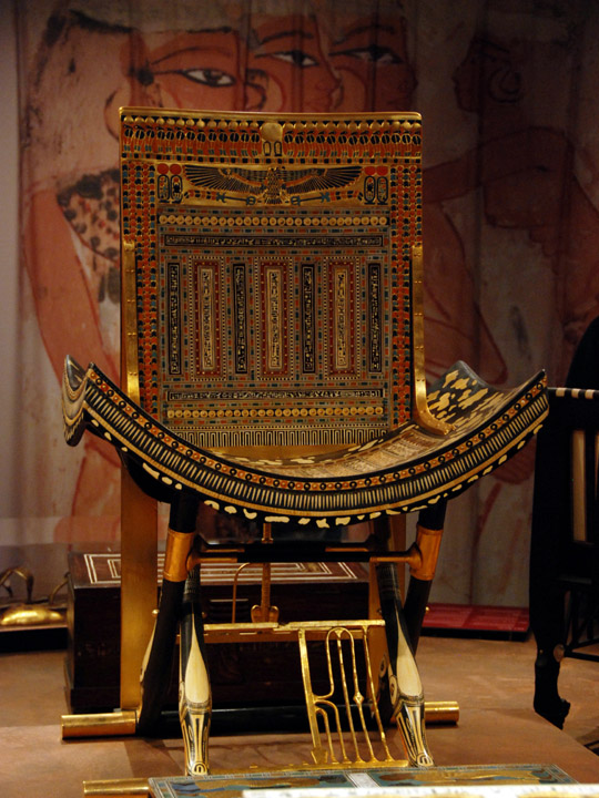 Tutankhamun throne 