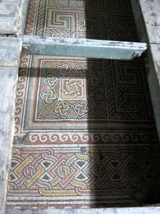 4th century mosaic flooring