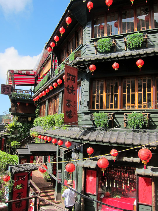 historic teahouse in Jiufen