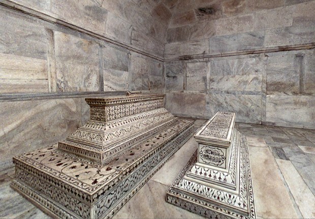 Taj Mahal Tombs in crypt