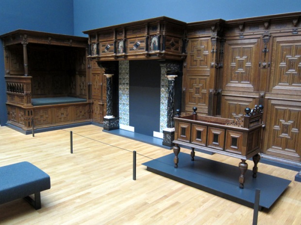 Dutch wood room