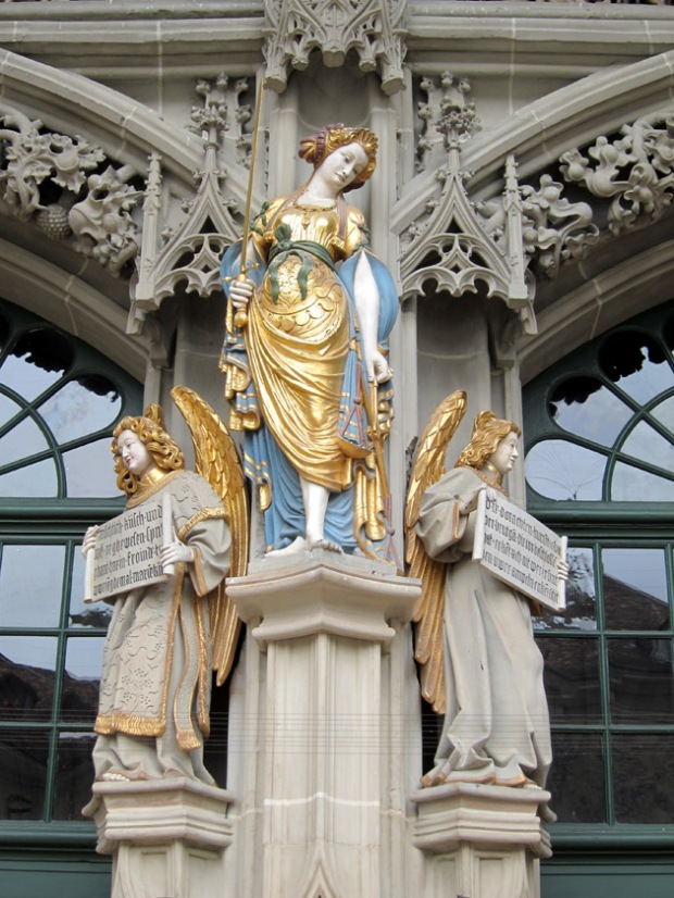 angel statues, Cathedral of Bern (Das Berner Münster)