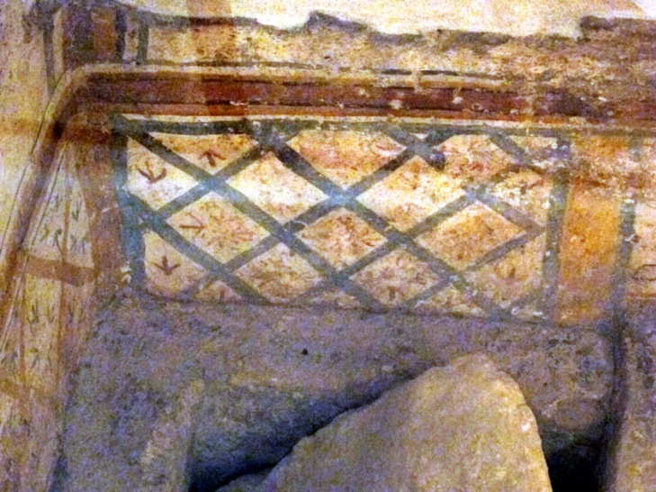 Garden lattice motif in the down into The Wine Pitcher Burial Chamber.